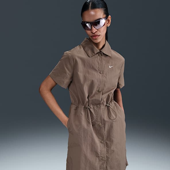 ワンピース Nike SS25 COURT MINI DRESS (FQ1780 010) Nike Victory Women's Dri-FIT Tennis Dress. Nike.com